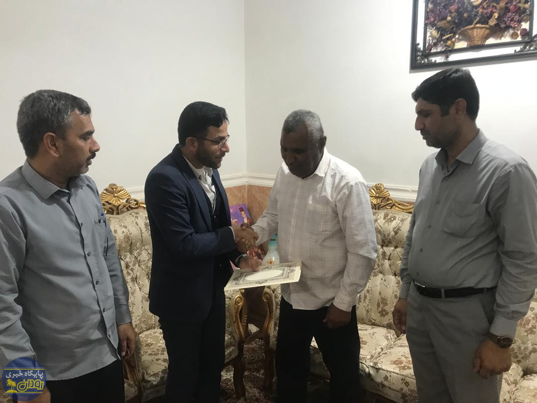 دیدار مسئولان شهرستان رودان با آزاده سرافراز به مناسبت سالروز ورود آزادگان به میهن اسلامی